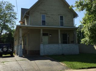 633 N Water St, Owosso, MI 48867