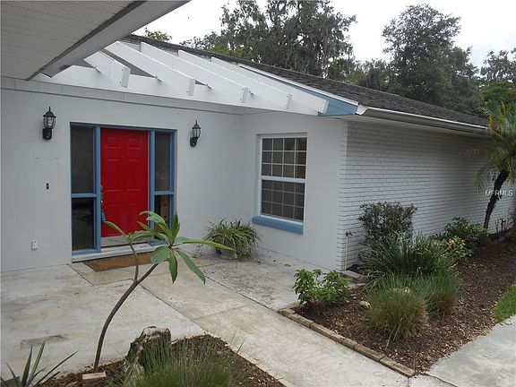 3rd image of 6332 Fern Ln