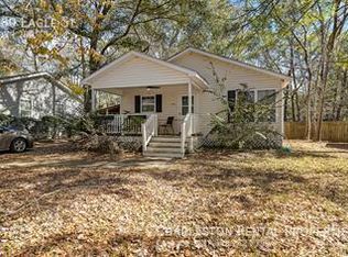 680 Eagle St, Mount Pleasant, SC 29464