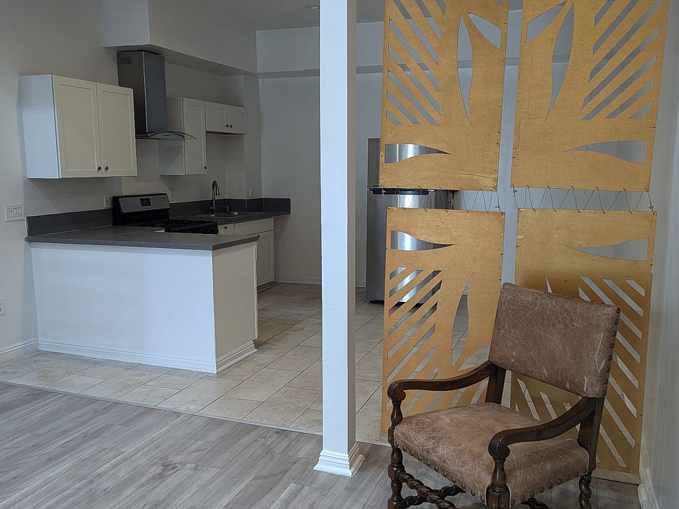 1st image of 207 Lime Ave