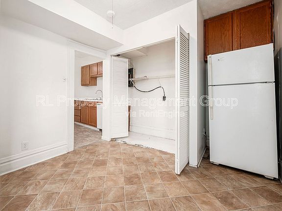 4th image of 2278 Indianola Ave