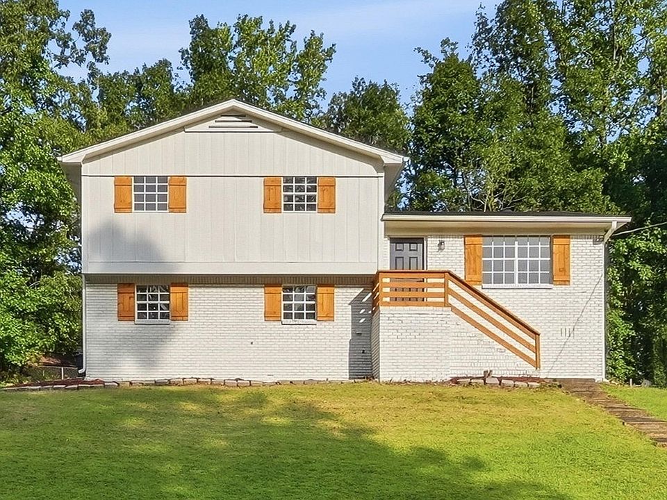 1st image of 1415 Creekwood Cir