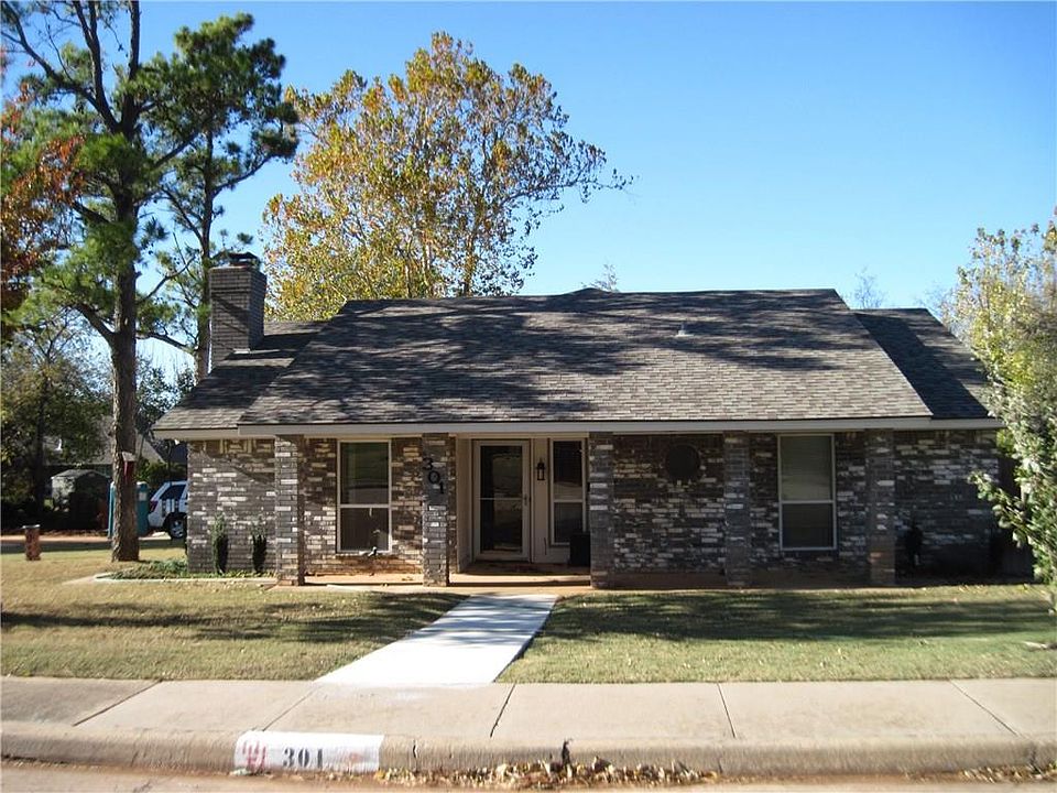 1st image of 301 Woodside Dr