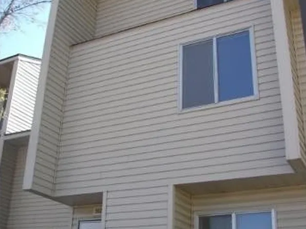 5621 80th Ave N, Brooklyn Park, MN 55443