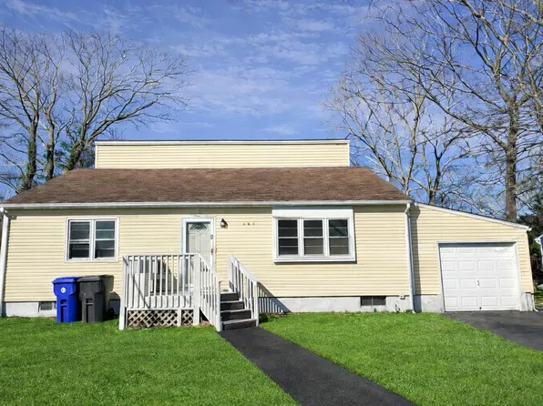 664 Vaughn Ave, Toms River, NJ 08753