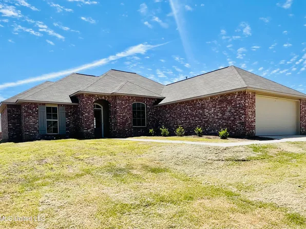 548 Fairway Ave, Byram, MS 39272
