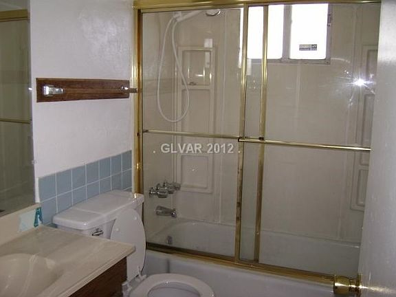 5th image of 1165 Sierra Vista Dr APT 3