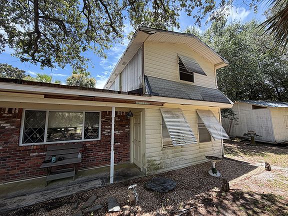 3rd image of 300 Sibert Ave