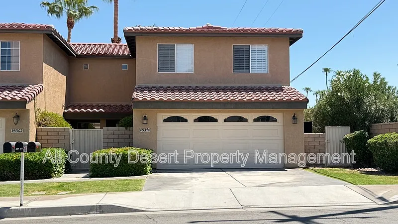 3 bed, 3.0 bath, 1576 sqft, $2,495 — Photo 1
