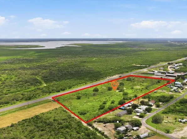3187 Highway 72, Three Rivers, TX 78071