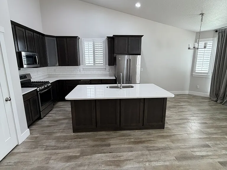 11392 S Mapleside Ln — Photo 3