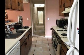 3rd image of 10 Blairhunt Dr