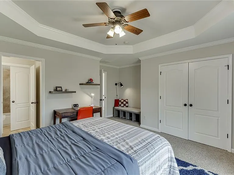 4612 Grandview Pkwy — Photo 33