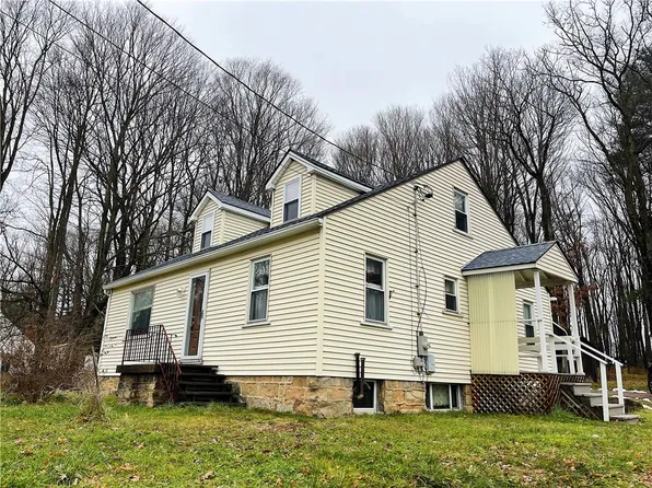 3657 Huckleberry Hwy, Berlin, PA 15530