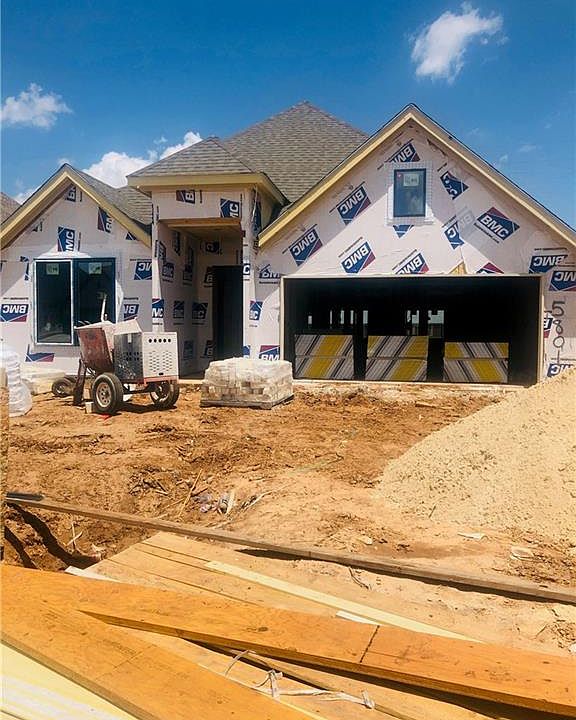 1st image of 5801 Legacy Dr