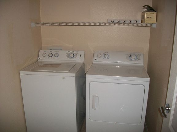 5th image of 8367 Gourley Ave