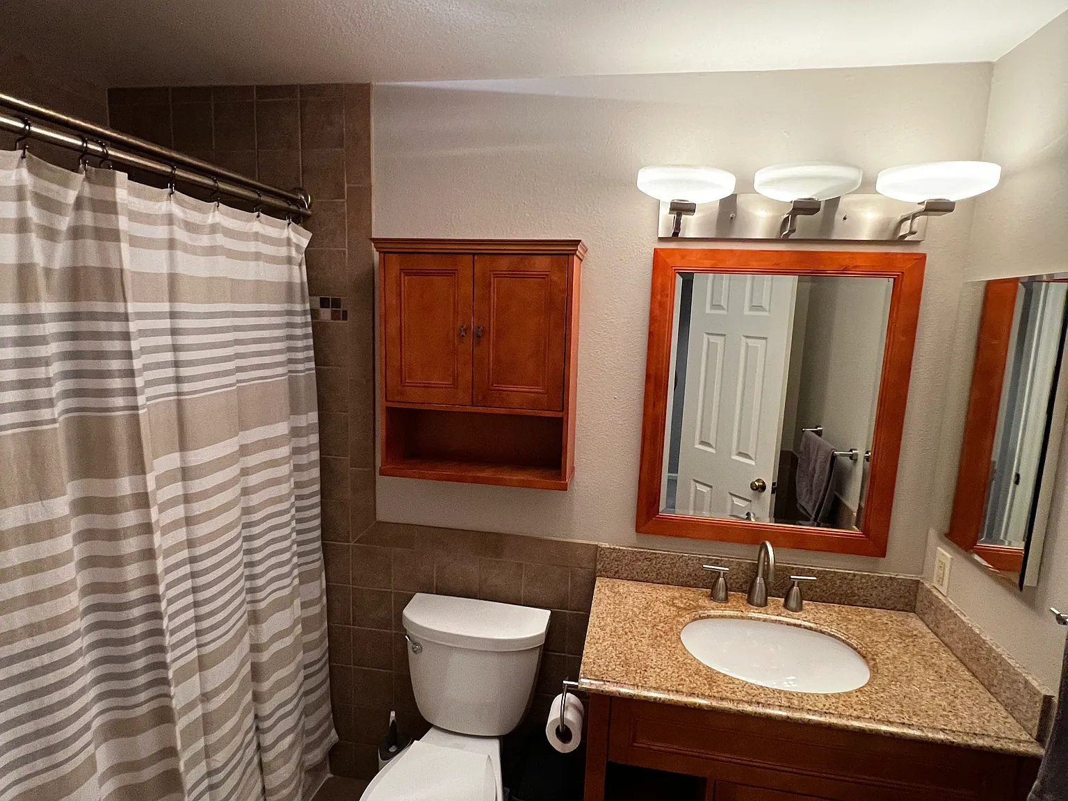 2727 Folsom St — Photo 3