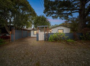 682 Lyndon St, Monterey, CA 93940