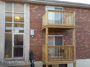 444 Eichelberger St APT D, Saint Louis, MO 63111