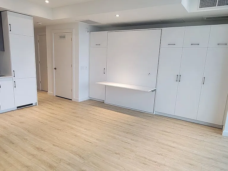 741 King St W #1211 — Photo 5