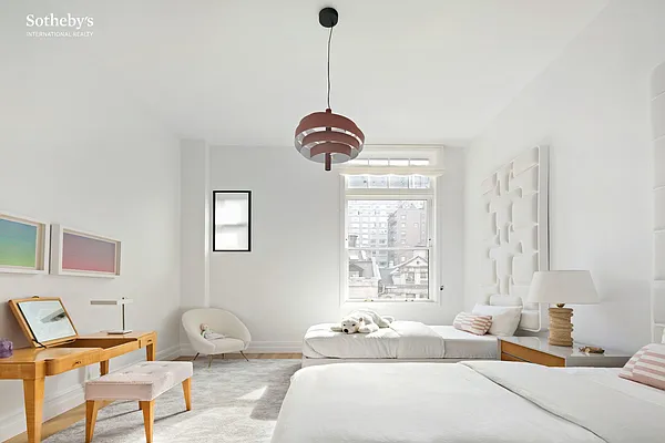 Sold by Sotheby's International Realty | media 12