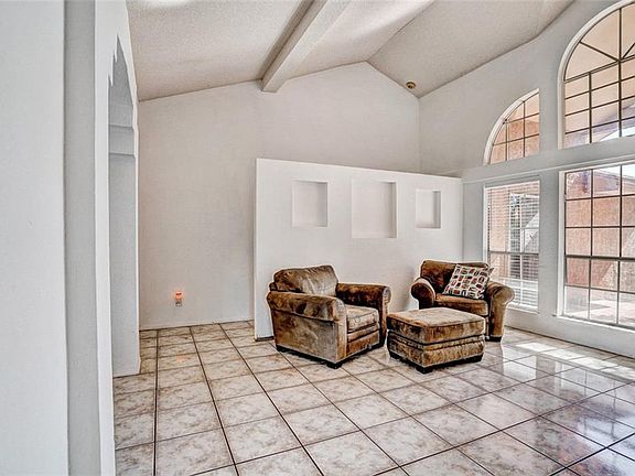 4th image of 5616 Costa Blanca Pl