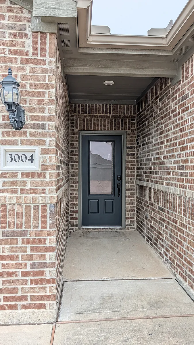 Building Photo - 3004 Parker Rd