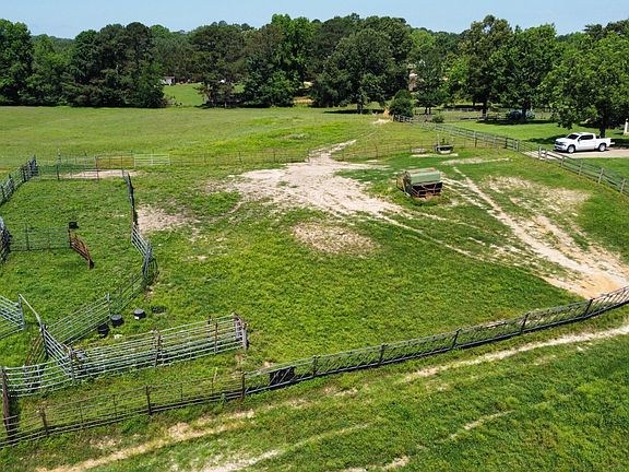 Cow catch pen