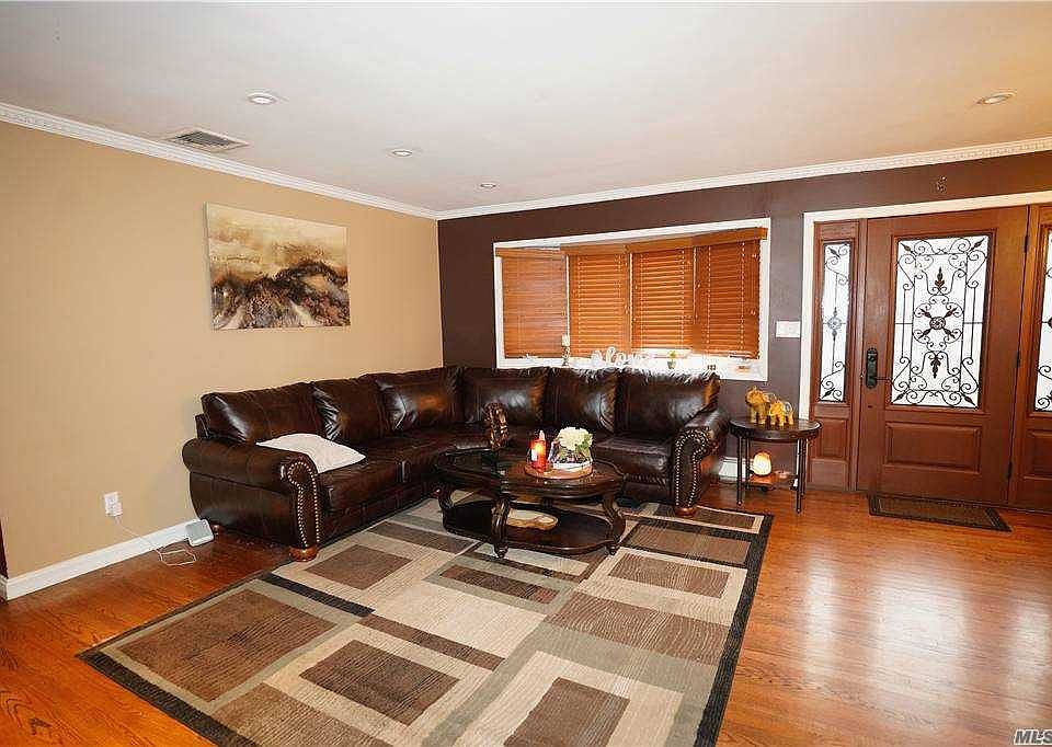 1st image of 2763 Landing Ave