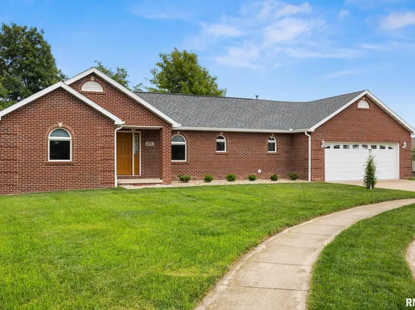 820 Belsly Way, Metamora, IL 61548