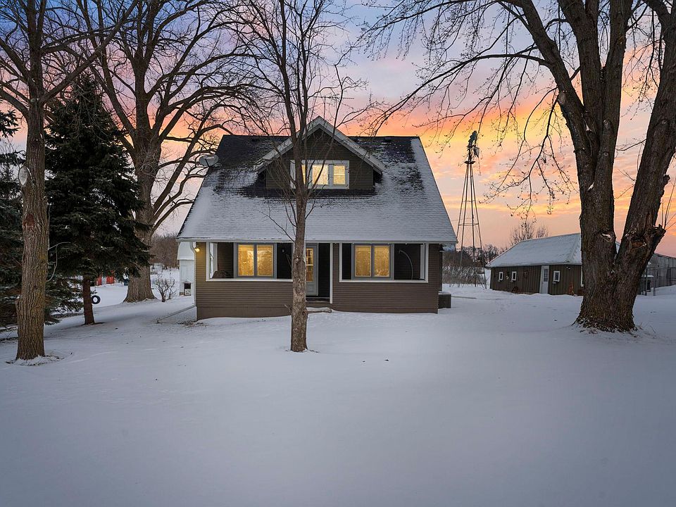 1st image of 27161 Jonquil Ave