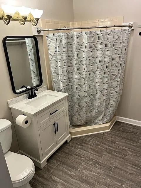 2 bed, 950 sqft, $1,350 — Photo 3