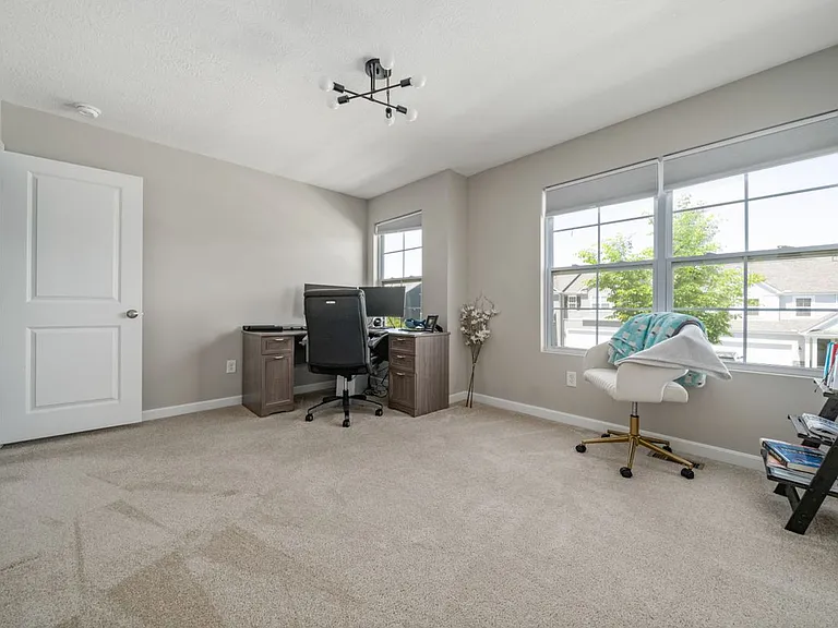1033 Quarry Oak Dr — Photo 30