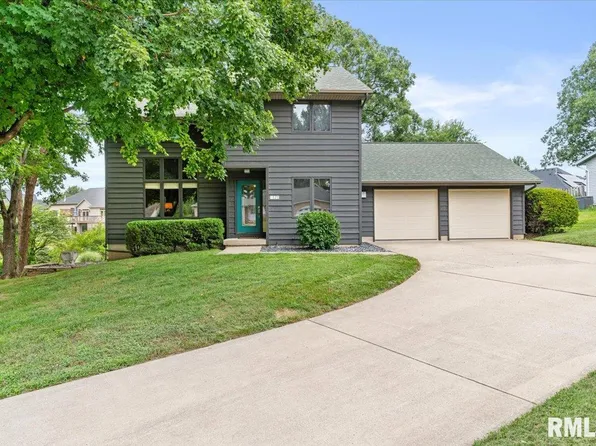 171 Roanoke Dr, Rochester, IL 62563