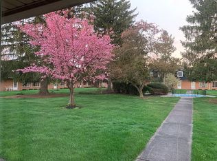999 Renninger Rd APT 3, New Franklin, OH 44319