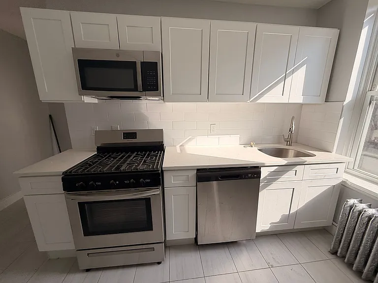 1105 Palisade Ave #7E — Photo 2