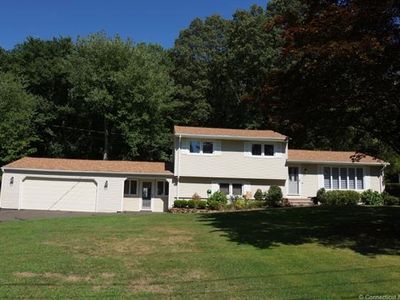 99 Glenmeadow Dr, Northford, CT, 06472