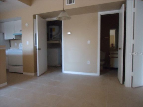 3rd image of 445 Fountainhead Cir Unit 261