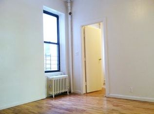 365 S 5th St #1, Brooklyn, NY 11211