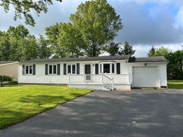 114 Morningside Rd, Niles, OH 44446