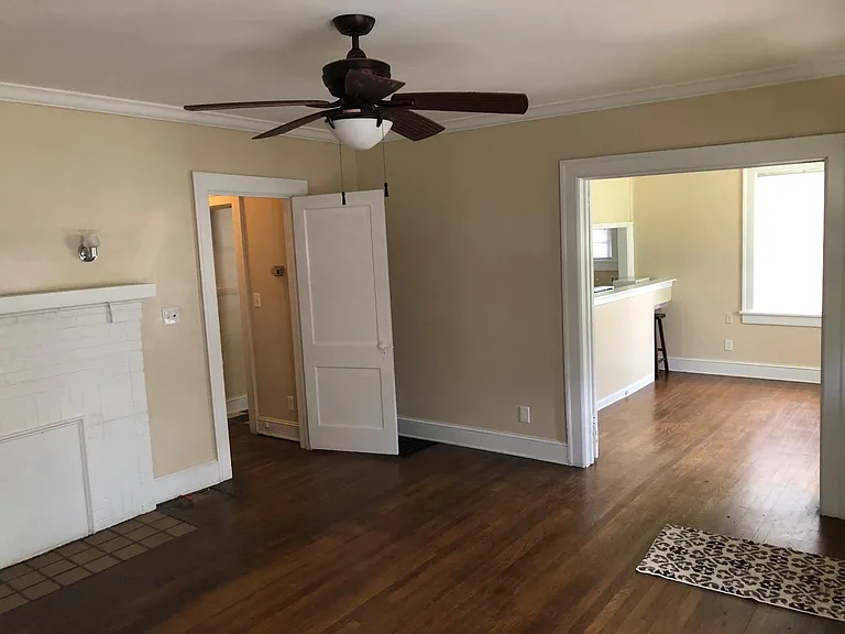 1304 N Morningside Dr NE #1 — Photo 2