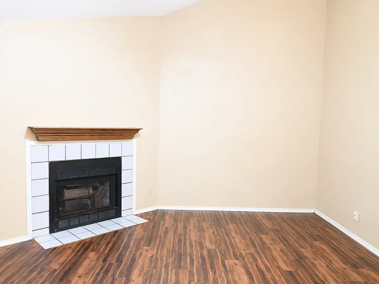5209 Canyon Creek Dr — Photo 9