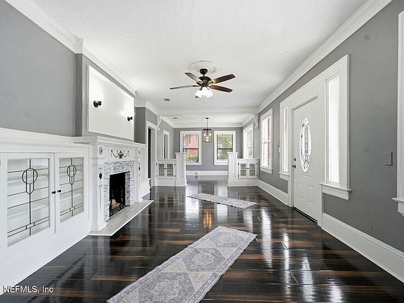 5th image of 541 LINWOOD Avenue