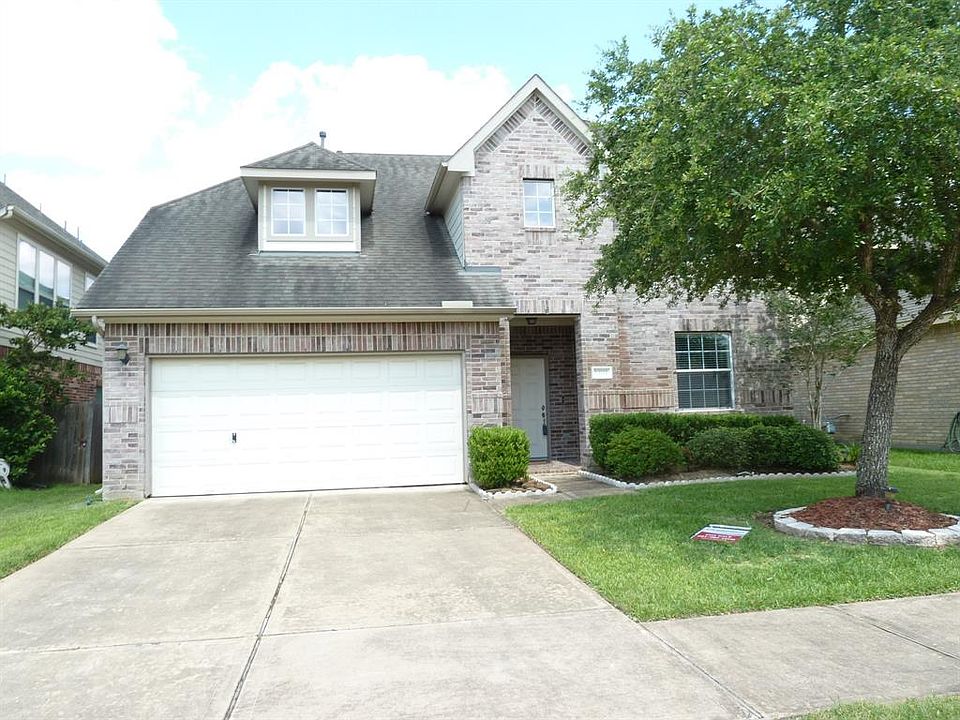 1st image of 13111 Orchard Green Dr