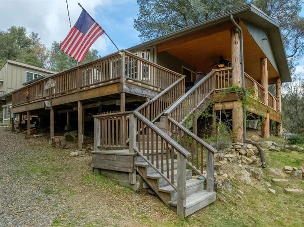 38549 Sierra Lakes Dr, Oakhurst, CA 93644