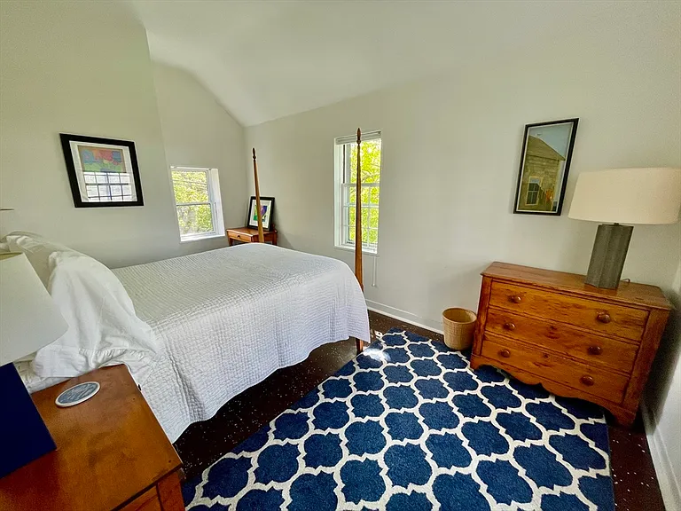 4 Traders Ln — Photo 11