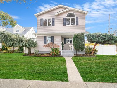 1800 Stuyvesant Avenue, Merrick, NY, 11566