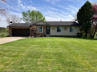 11300 Hegel Rd, Goodrich, MI 48438