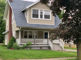 328 Fernwood Dr, Akron, OH 44320