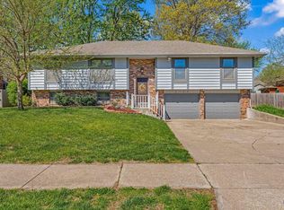 2123 SW Brookfield St, Topeka, KS 66614